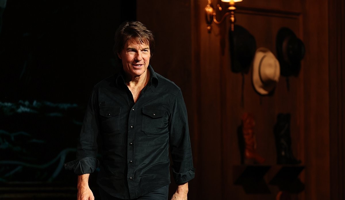 Tom Cruise Makes His 13th Korea Visit Unrecognizable as a Greedy Oil Tycoon