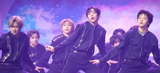 A2O SOUL Debut With 15 Members at KINTEX and Lead With SUPERSTAR