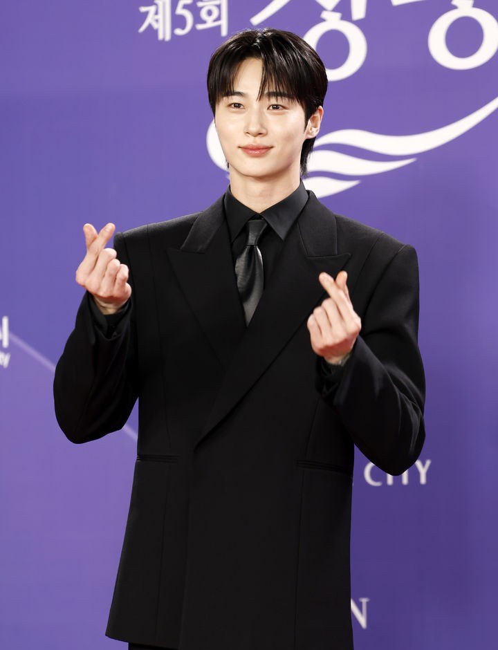 Cha Eun-woo Bugged TWICE in One Week: 5 Devices, 1 Suspect, 0 Arrests Yet