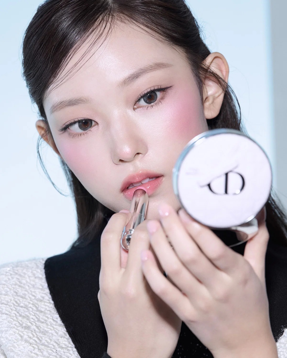 Dior Beauty Posts NewJeans' Haerin, and the Comment Section Is 10 for 10 on 'Too Pretty'