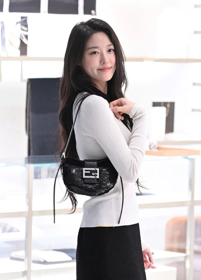 Seolhyun Hits Fendi Launch and Fans Swear Time Stopped at Age 22