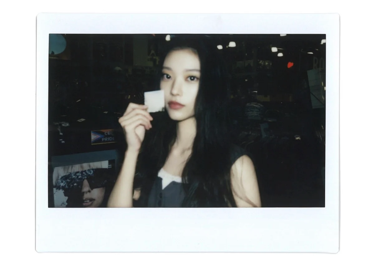 NewJeans Post New Photos for 4th Anniversary, and Fans Still Notice Danielle's Absence