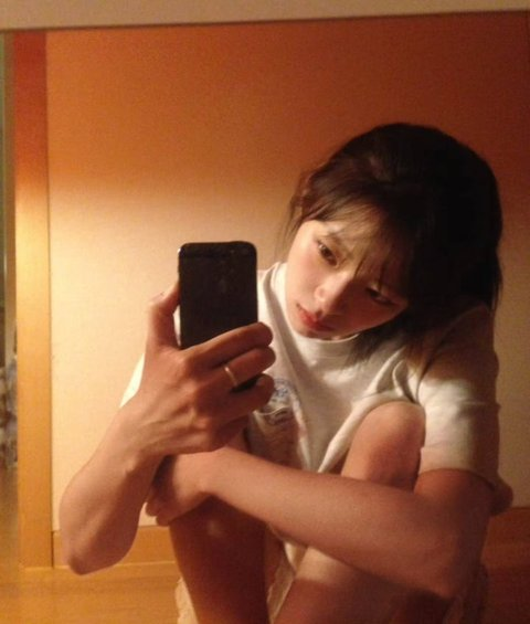 TWICE's Jeongyeon Is Back in Her Glory Days, but One Thread Won't Let the Timing Go