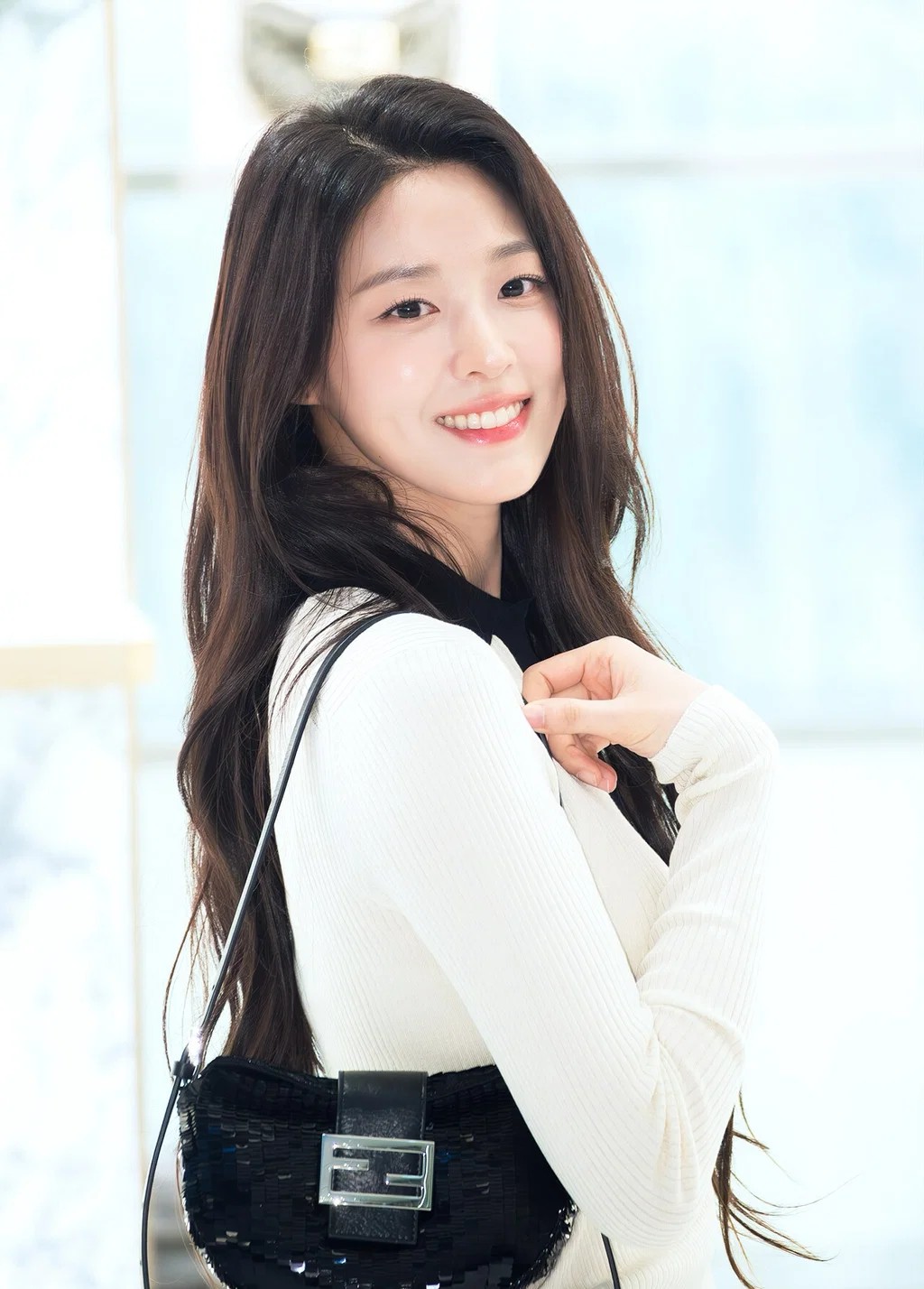 Seolhyun Hits Fendi Launch and Fans Swear Time Stopped at Age 22