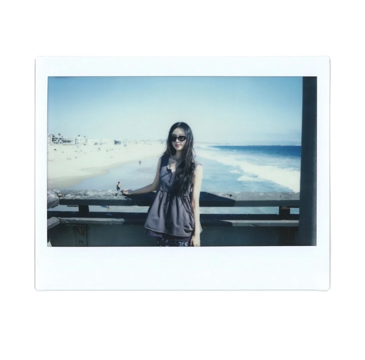 NewJeans Post New Photos for 4th Anniversary, and Fans Still Notice Danielle's Absence