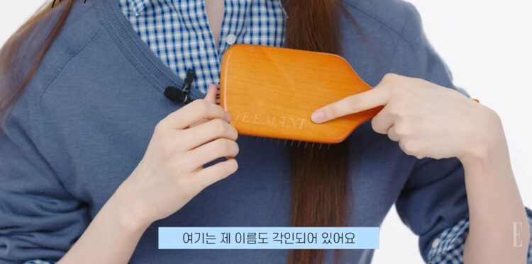 IZNA's Bang Jimin Swears By Daily Brushing for Her Silky Hair, But Is She Actually Right?