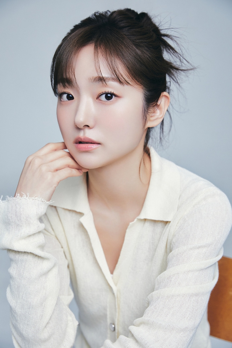 Choi-ae's Employee Wraps With 3.1% Ratings as Kim Hye-jun Reflects on Nailing Her Romcom Debut