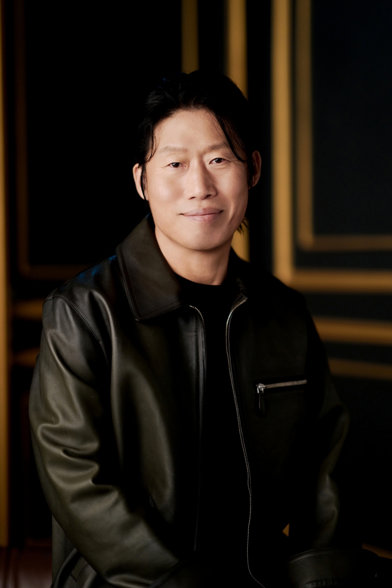 After 16 Million Tickets, Yu Hae-jin Returns to the Big Screen With a Conspiracy Thriller About a Real Assassination Attempt