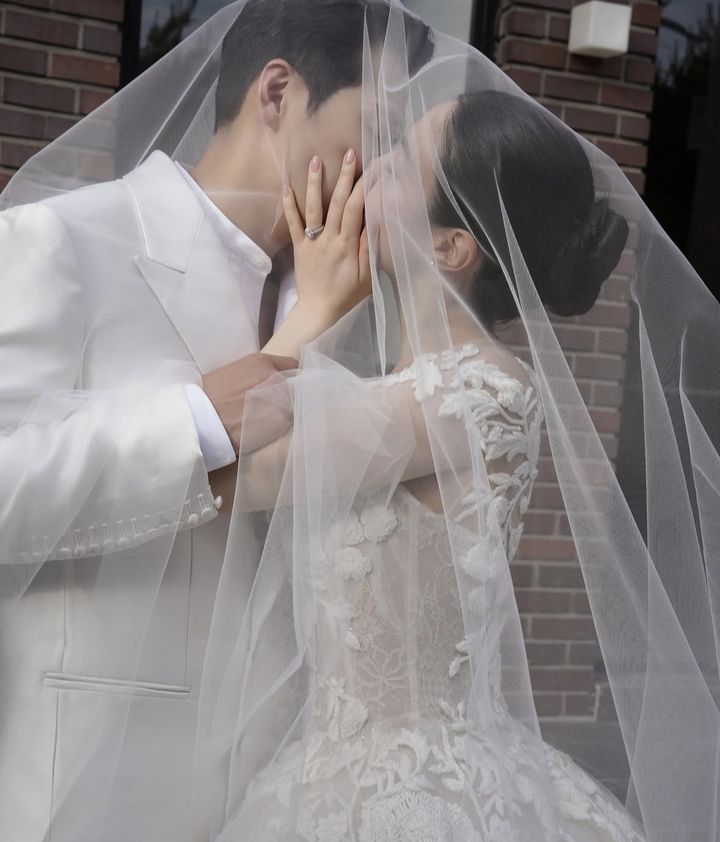 From T-ara to the Aisle: Ryu Hwayoung Weds Businessman 3 Years Her Senior