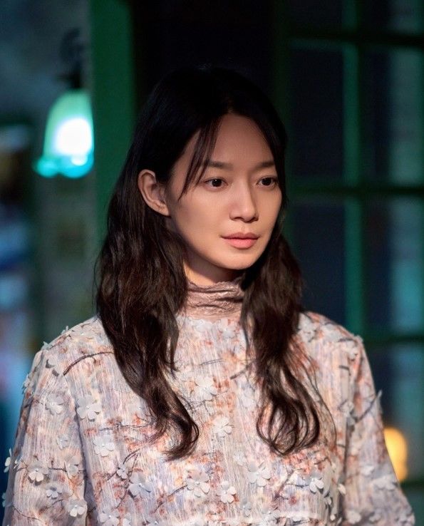 9 Months After Their Wedding, Kim Woo-bin's Family Is Already Cheering Shin Min-a on Set