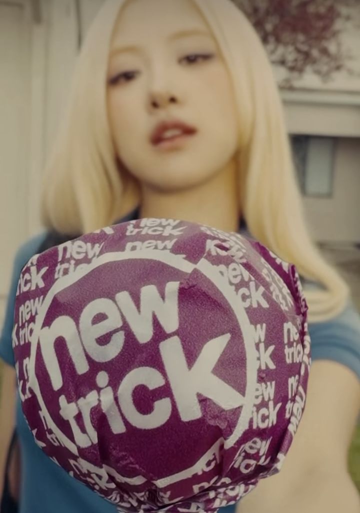 Rosé's New Single Was Filmed Entirely on an iPhone 18 Pro, and the MV Director Has Credits With Taylor Swift and Kendrick Lamar