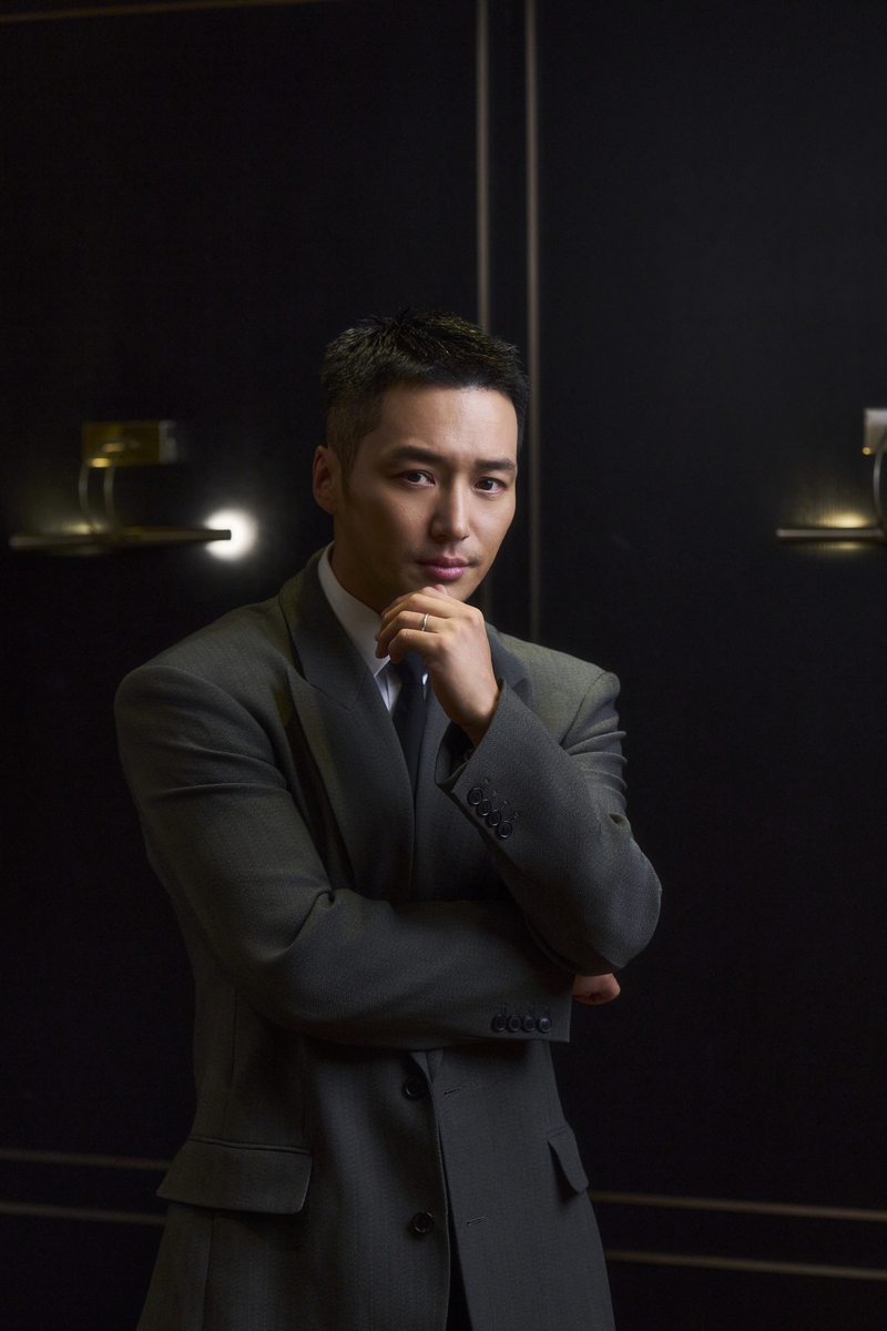 Byun Yo-han Lost 10kg and Wrecked His Voice for Tazza: Song of Beelzebub