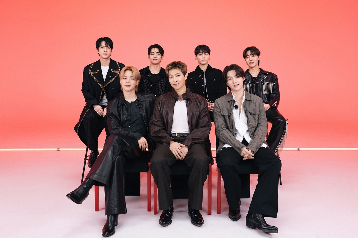 'THIS & THAT' Debuts at No. 1 and No. 38: Stray Kids Are Breaking Their Own Records Again