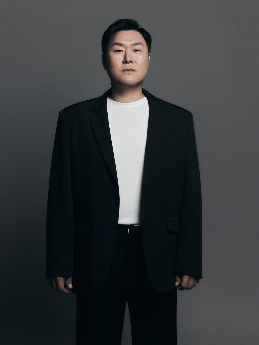 From Manual Labor to Netflix #1: Yoon Kyung-ho on Finally Making It After 25 Years