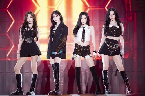 Stray Kids, aespa, TXT, IVE and More Are All Headed to This One Hong Kong Awards Show