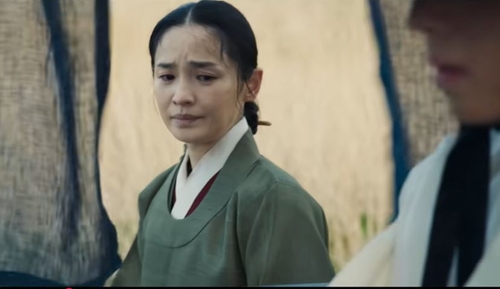Jeon Mi-do Returns to Chekhov's 'The Seagull' 15 Years Later: 'The Stage Is My Identity'