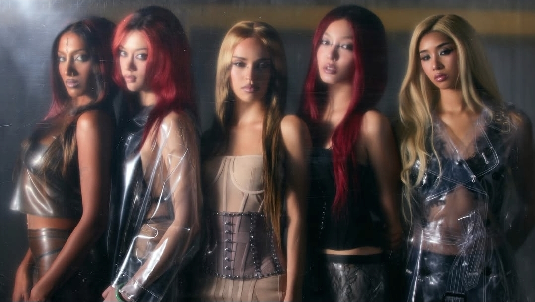KATSEYE Hits No. 1 on the Billboard 200 with 'WILD', Becoming the 4th Girl Group to Top the Chart Since 2020