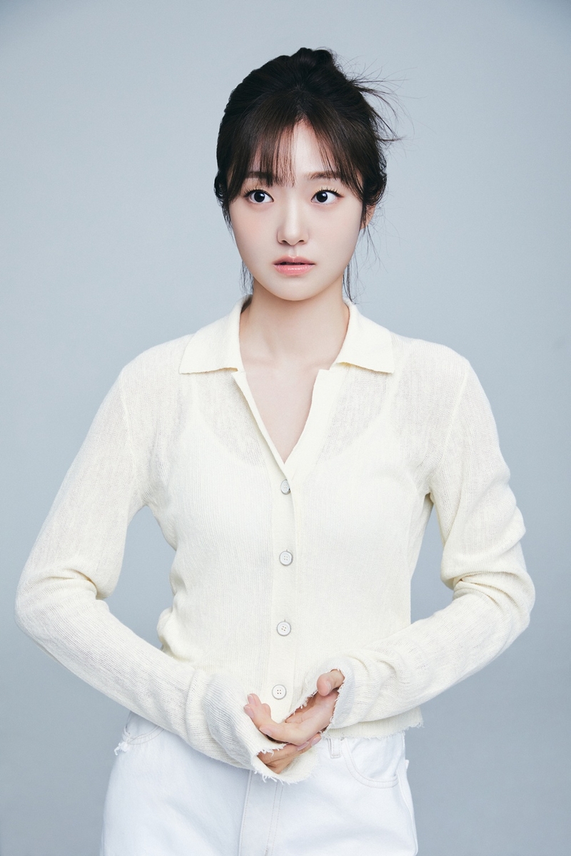 Choi-ae's Employee Wraps With 3.1% Ratings as Kim Hye-jun Reflects on Nailing Her Romcom Debut