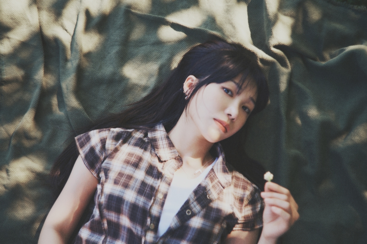 Jung Eun-ji's Bold Comeback: New Album 'Summer, I' Reveals Vocal Growth and Heartfelt Challenges