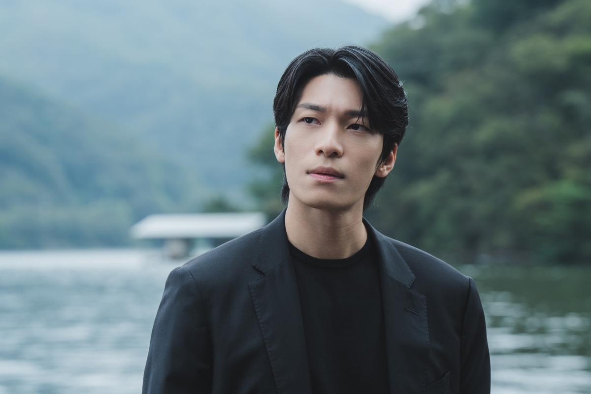 Wi Ha-joon on 'Siren': 'I Really Want to Do a Deep Romance or Rom-Com Next'