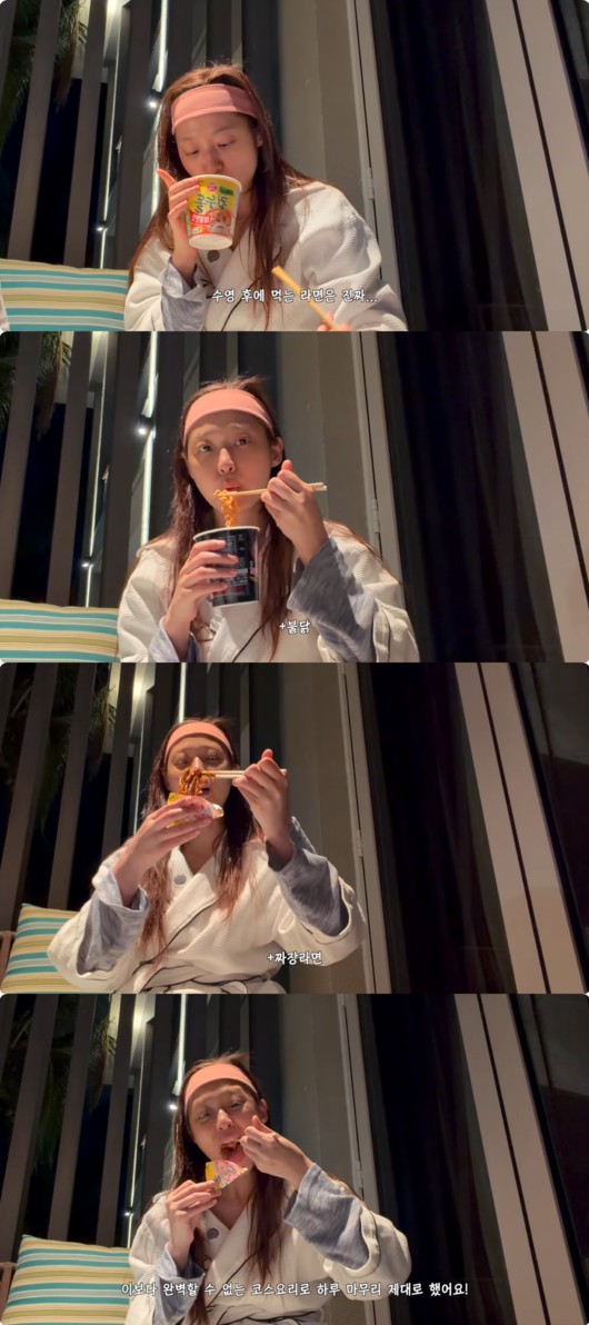 Seolhyun kept her morning run streak going even on vacation in Vietnam