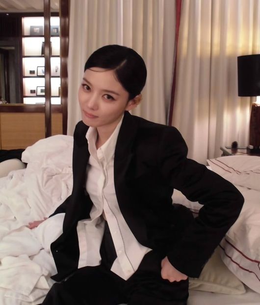 Kim Yoo-jung's Milan Look Leaves Her Girl-Next-Door Image Behind