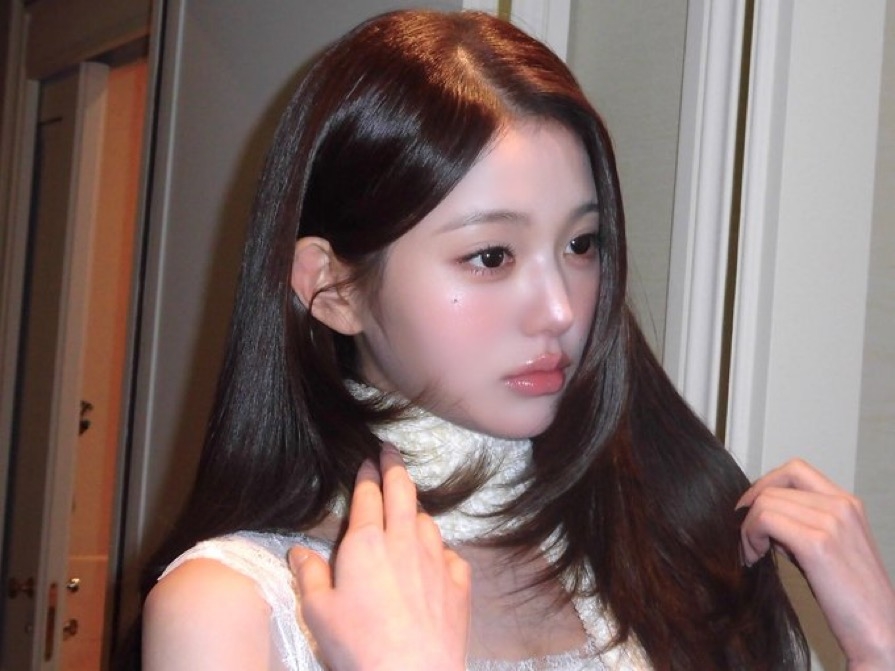 Six-Year Veteran vs. First Timer: Jisoo and Jang Wonyoung at Dior SS2027
