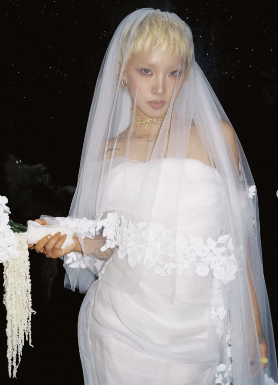 Kill It Winner Kim Na-ra Shares ELIE SAAB x H&M Bridal Photos 10 Days Before Wedding