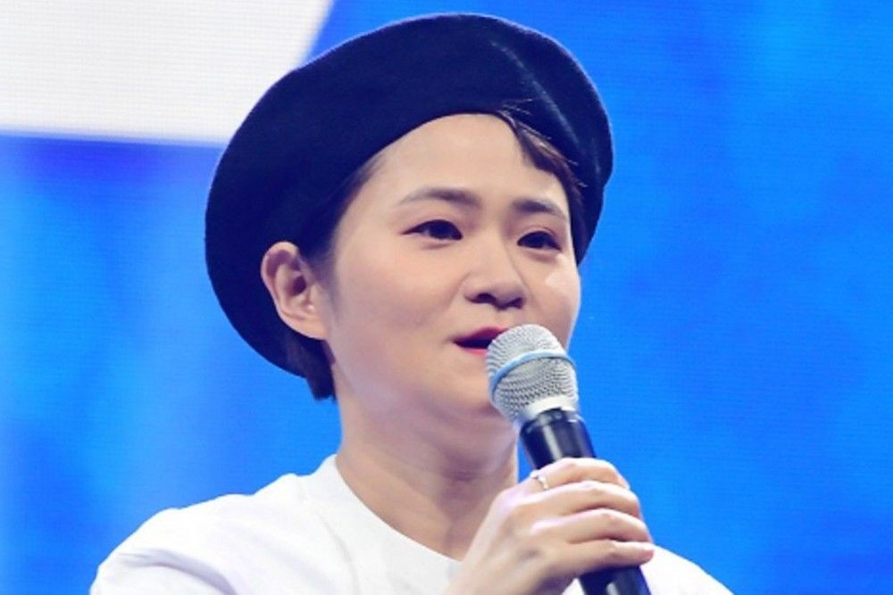 Kim Shin-young Shuts Down Na Honjasan Exit Rumors: 'See You Next Week'