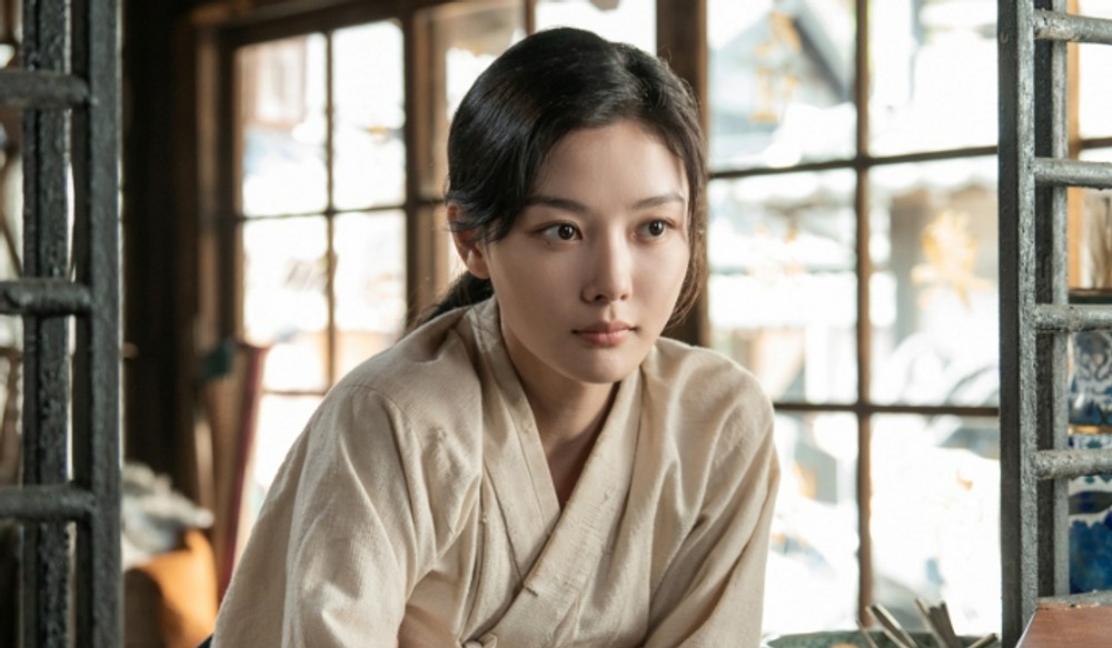Kim Yoo-jung and Park Jin-young's 100 Days of Lies Tops Its Slot at 8.3%
