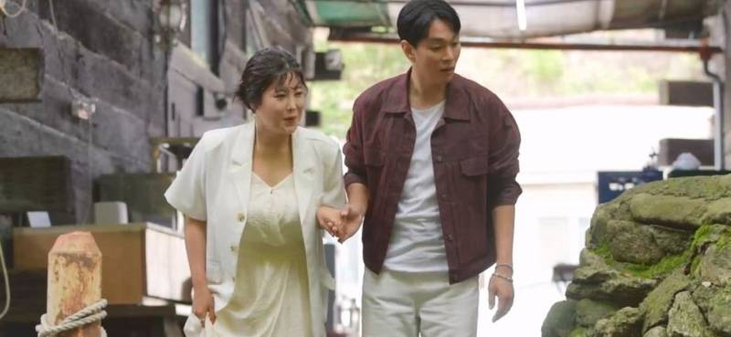 Solbi Lit the Candle, Lee Kyuhan Didn't: Now They're Getting Married in April 2027