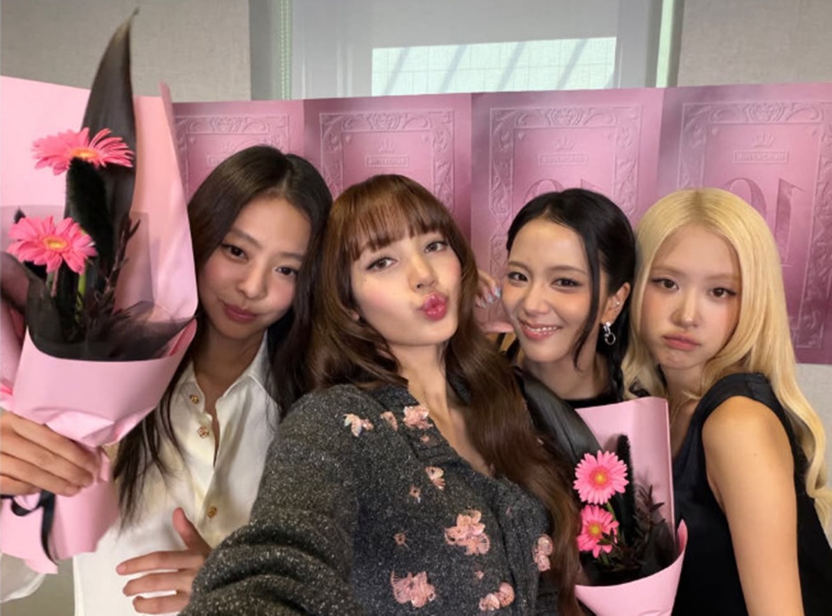 Lisa Apologizes Over BLACKPINK's 10th Anniversary Mess, Jennie Posts Thank You