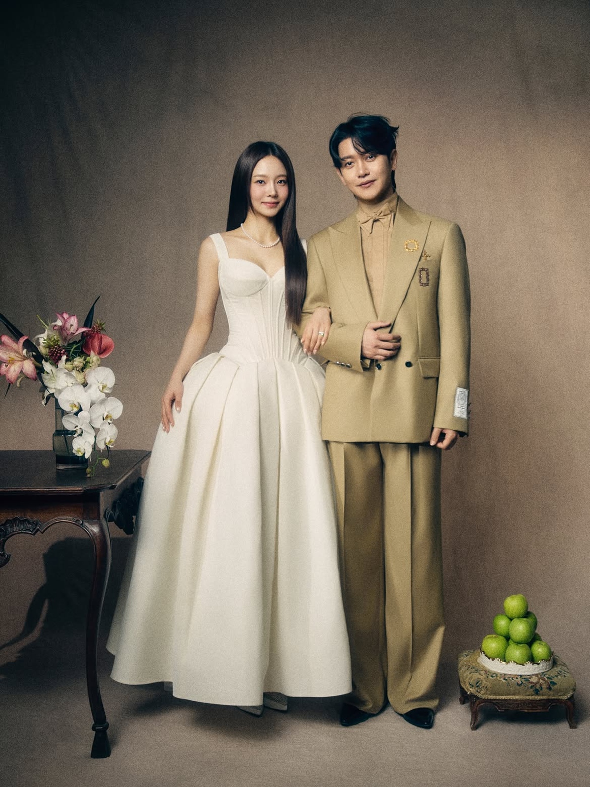 Noel's Kang Gyun-sung Shares Classical Painting-Inspired Wedding Photos Before Oct. 30 Ceremony