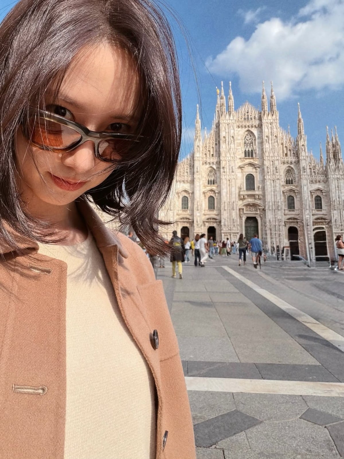 Yoona's New Bob in Milan Marks a Sharp Shift After Max Mara Debut