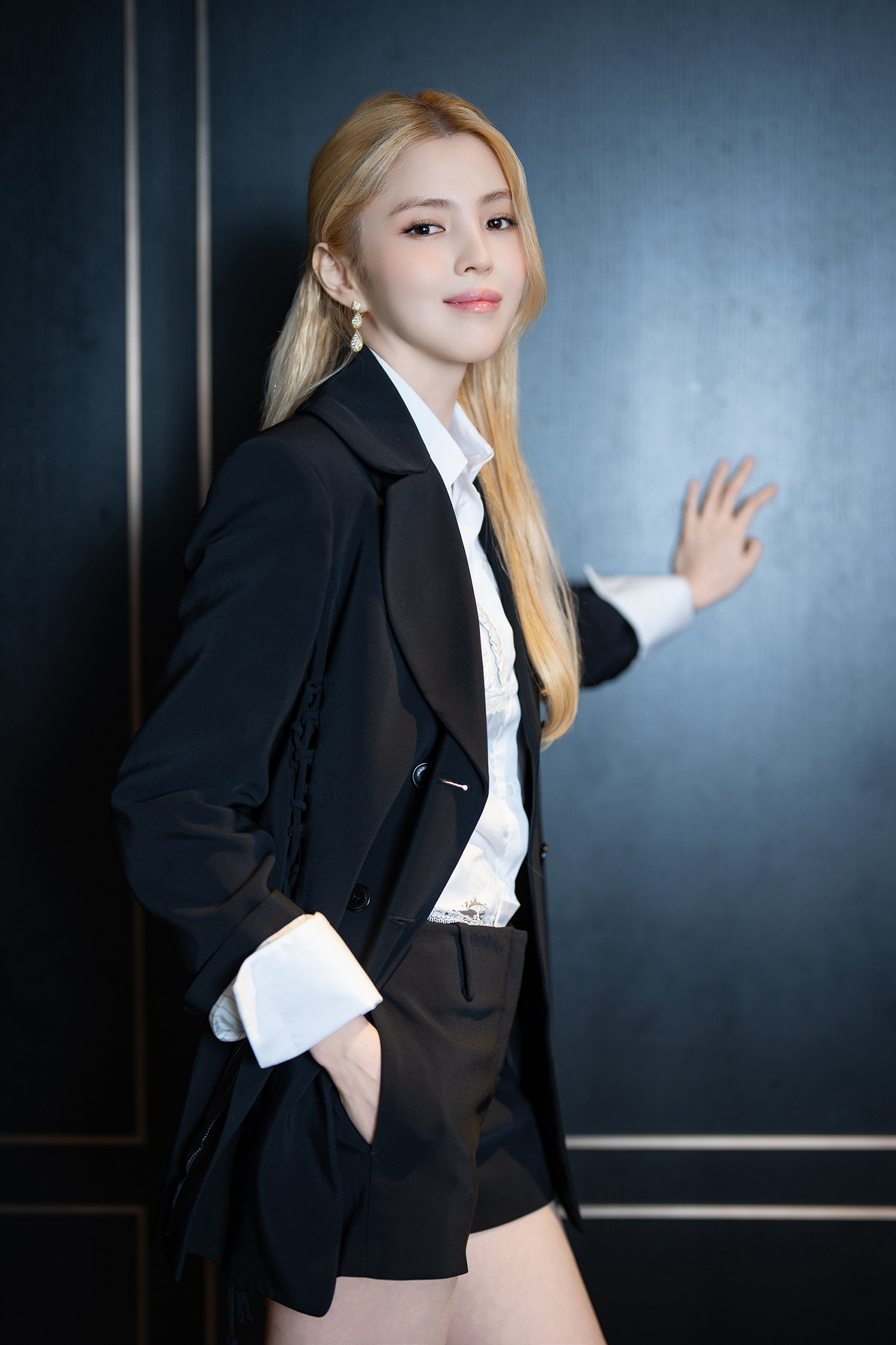 Han So-hee Wants to Marry Before 40 and Would Quit Acting to Raise Her Kids