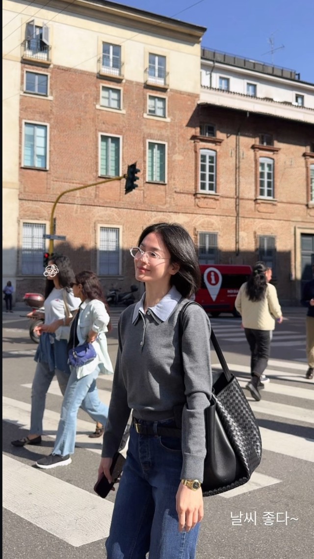 Song Hye-kyo Approved Her Own Photo With One Dry Caption