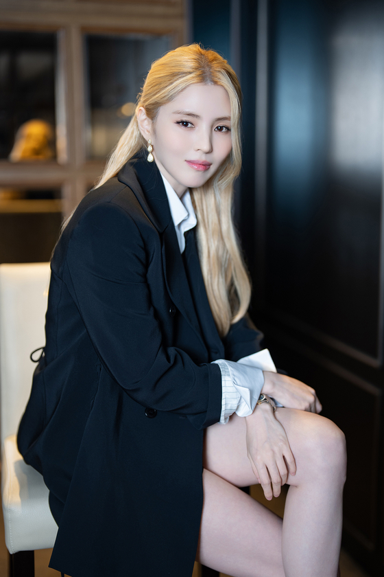 Han So-hee Wants to Marry Before 40 and Would Quit Acting to Raise Her Kids