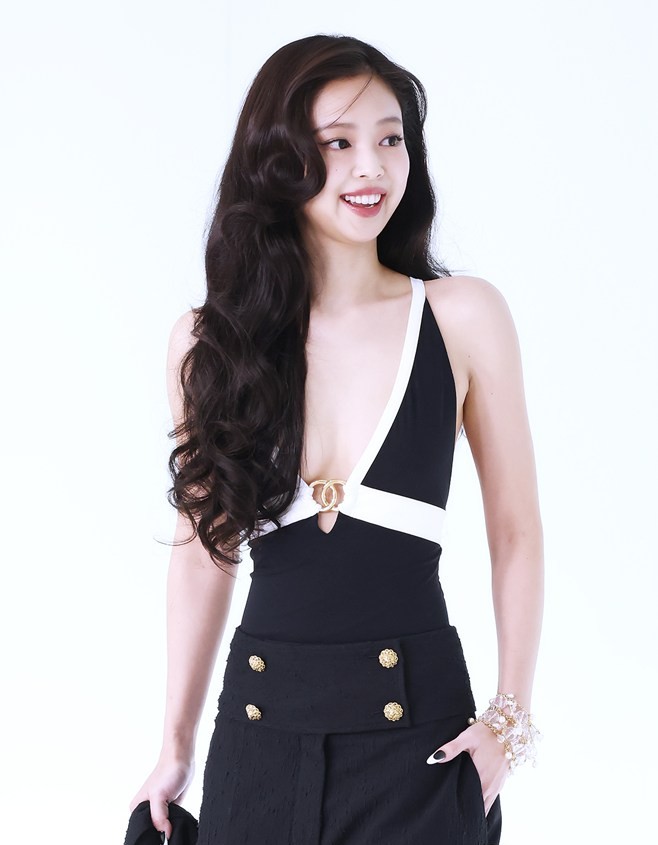 Jennie's Label Draws a Hard Line on Wardrobe Footage: 'No Settlement, No Leniency'