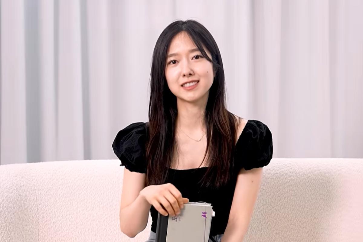 Lee Hye-sung, Four Years After Jun Hyun-moo Split, Calls Staying Single a Valid Choice