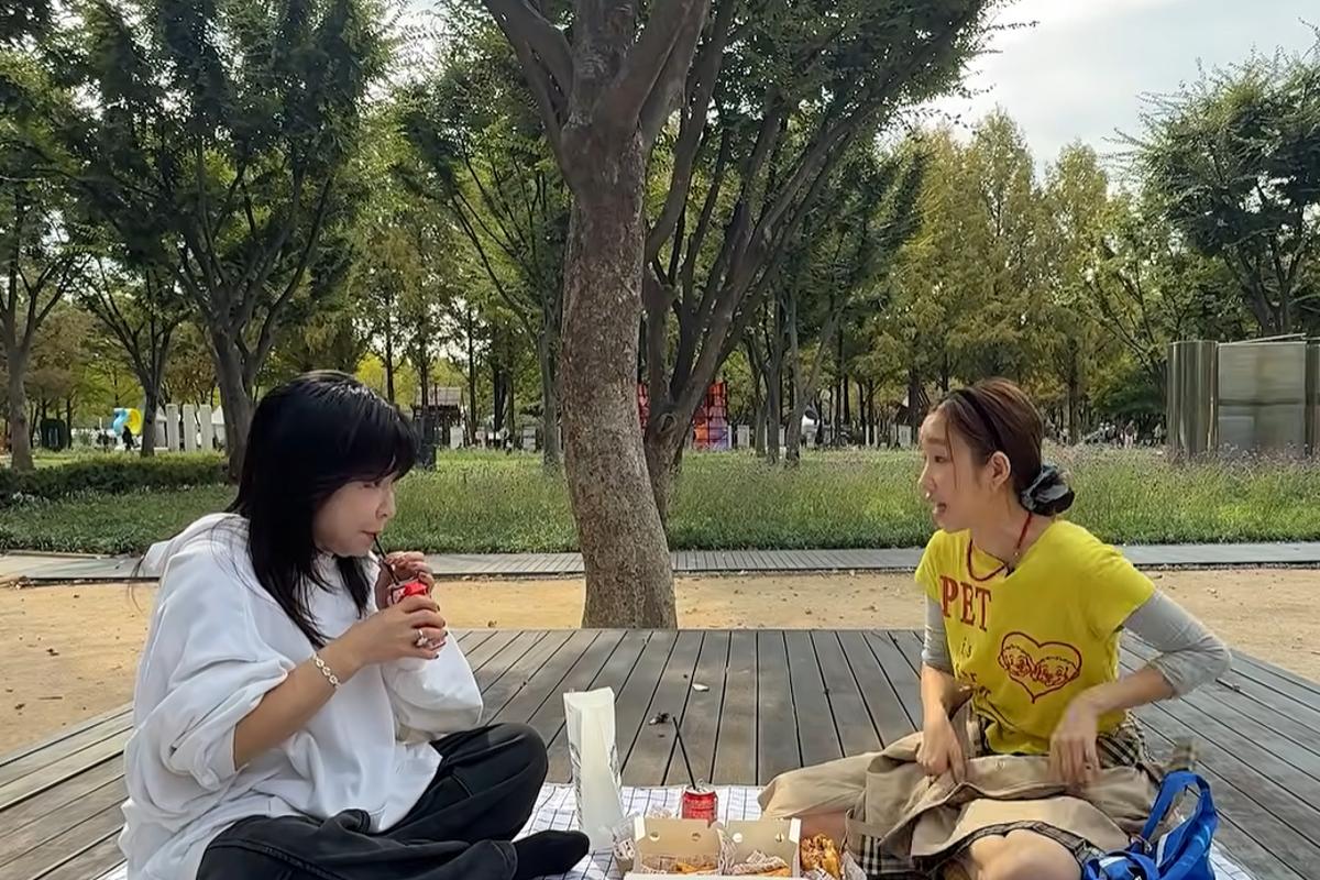Why Jewelry's Ha Joo-yeon and 4Minute's Kwon So-hyun Both Ditched the Spotlight for Desk Jobs
