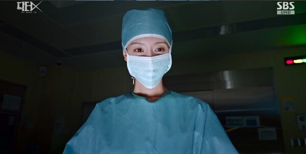 Kim Ji-won's Doctor-X Jumps From 11.4% to 14.9% in Two Episodes