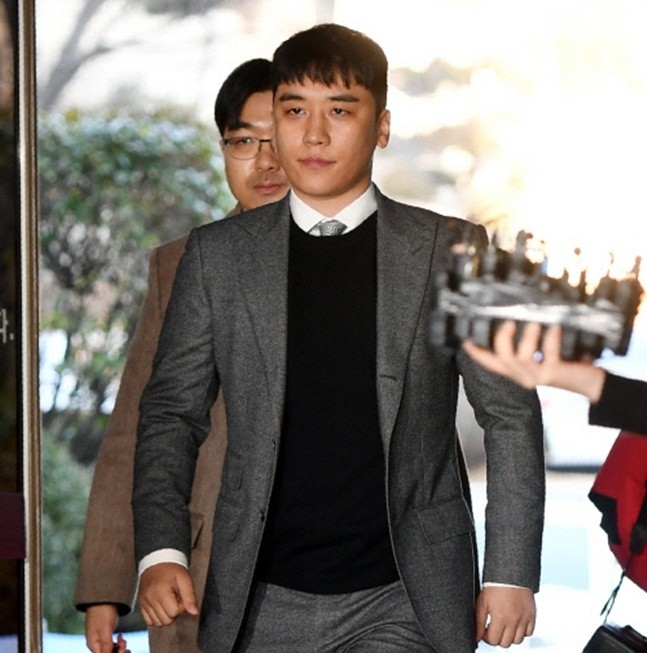 Seungri Seen Laughing with Friends Days Before Assault Accusation