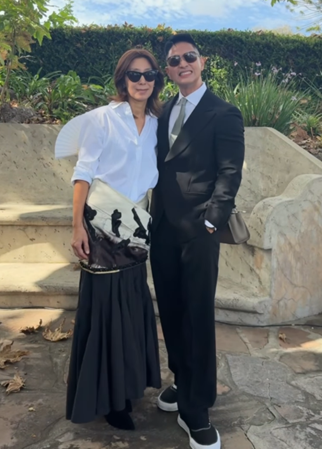 Yoo Seung-jun Posts Wife's Photo and Apology After 22 Years