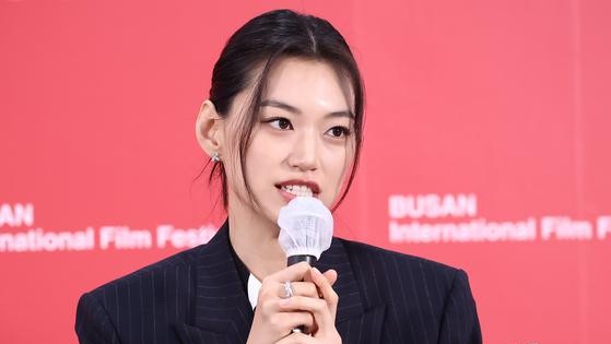 Kim Do-yeon Breaks Down at BIFF Over the Audition Answer That Changed Everything